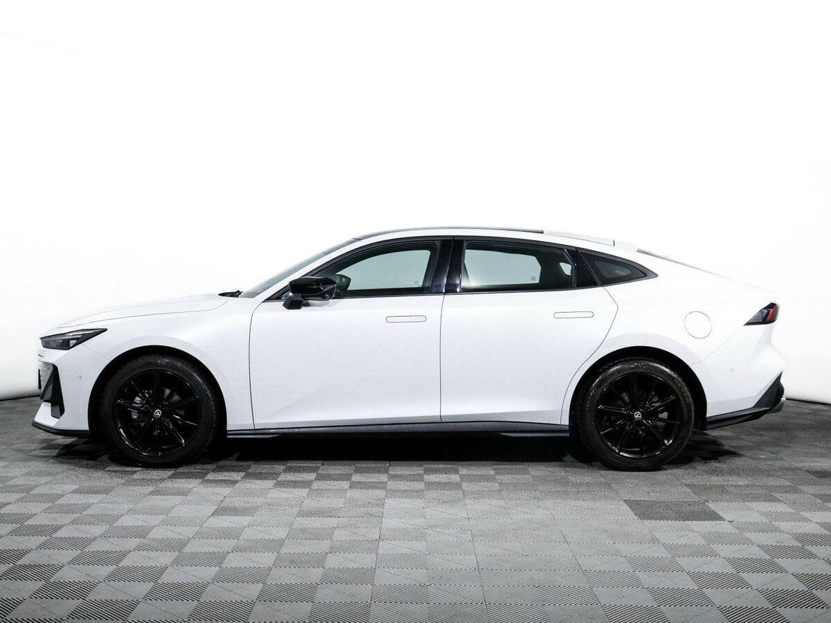 Changan UNI-V 2023 года с пробегом. Фото: #7