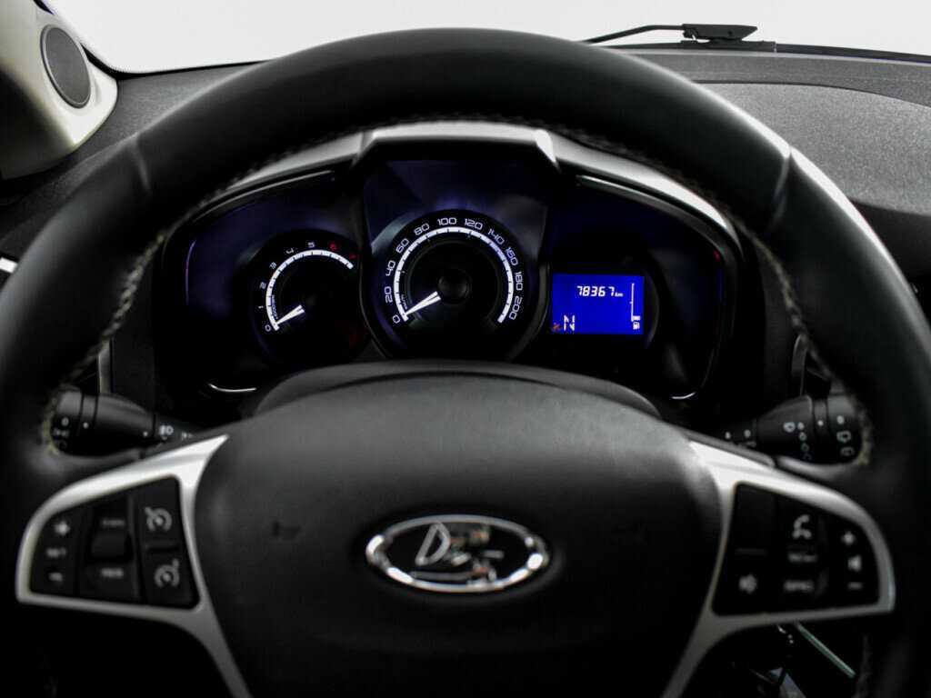 Lada (ВАЗ) XRAY 2018 года с пробегом. Фото: #11