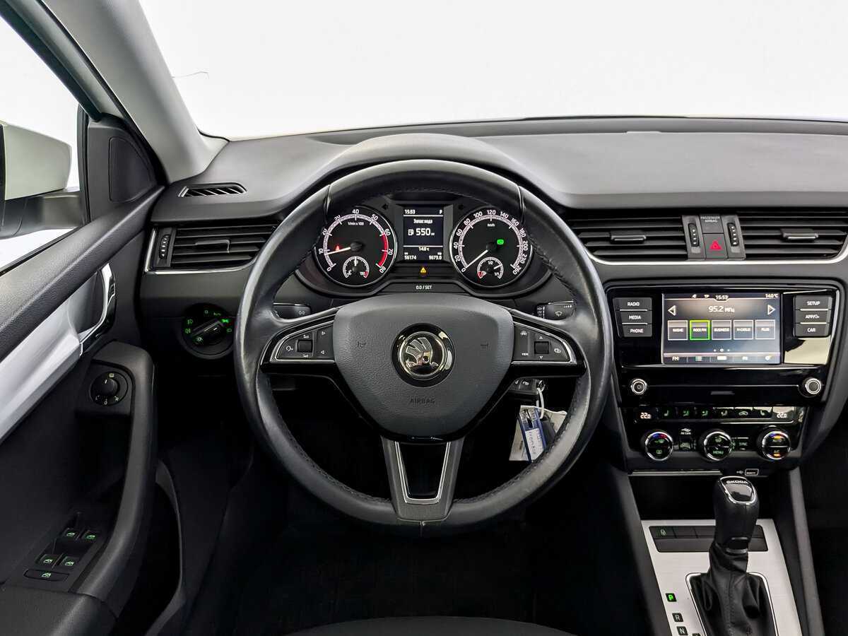 Skoda Octavia 2018 года с пробегом. Фото: #20