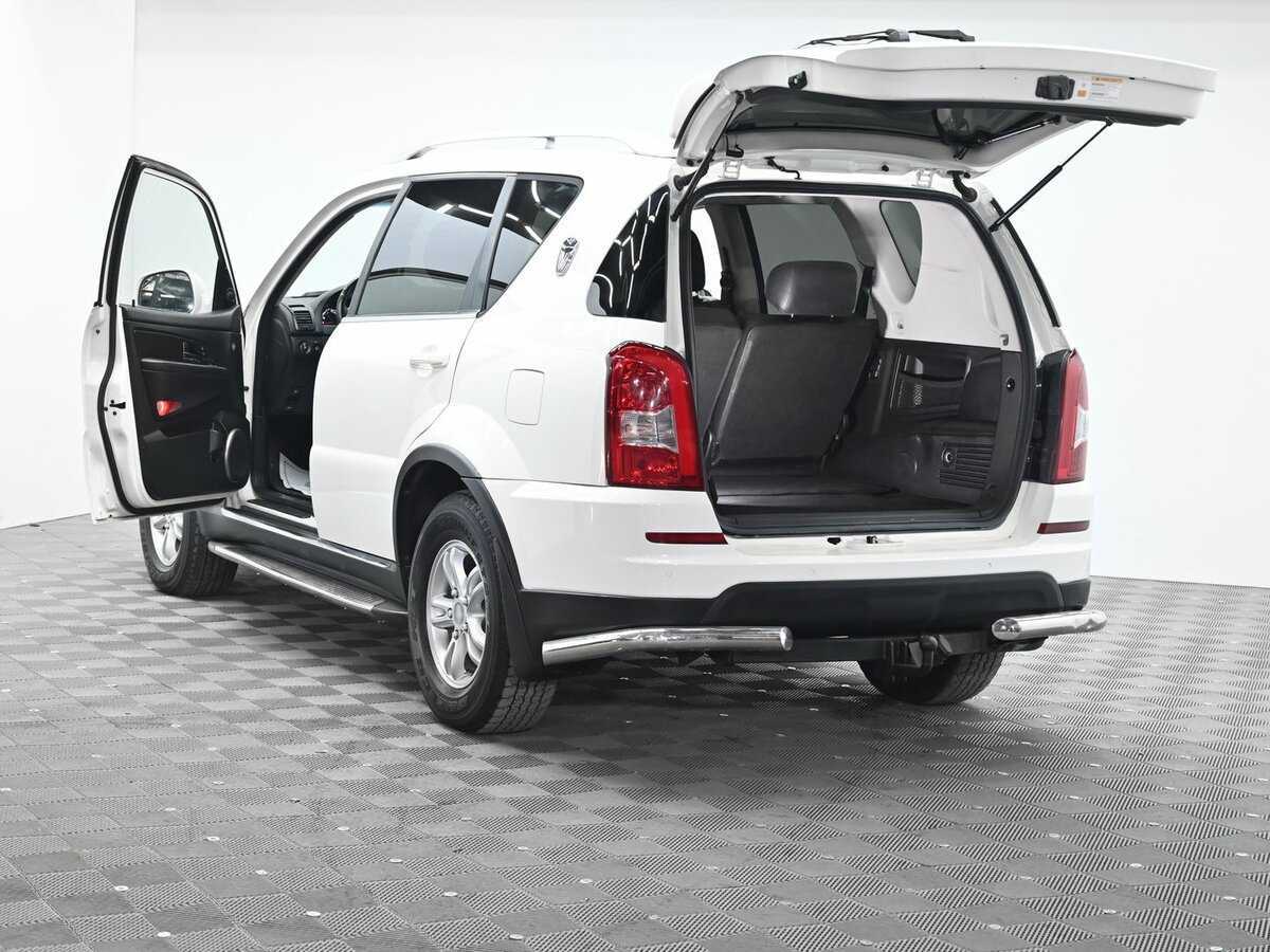 SsangYong Rexton 2013 года с пробегом. Фото: #4