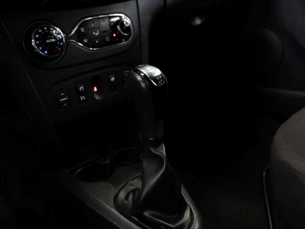 Renault Sandero 2018 года с пробегом. Фото: #10