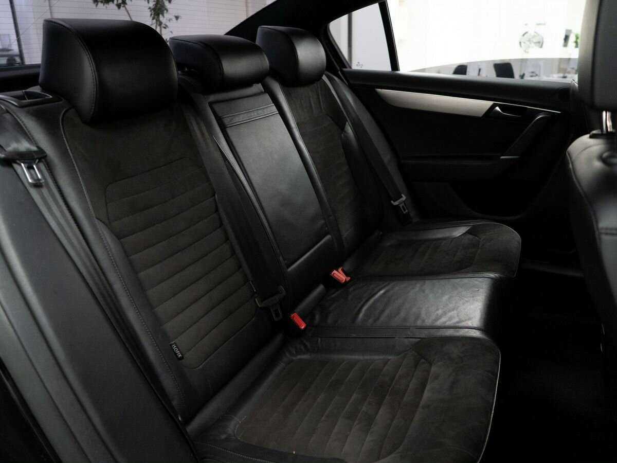 Volkswagen Passat 2013 года с пробегом. Фото: #10