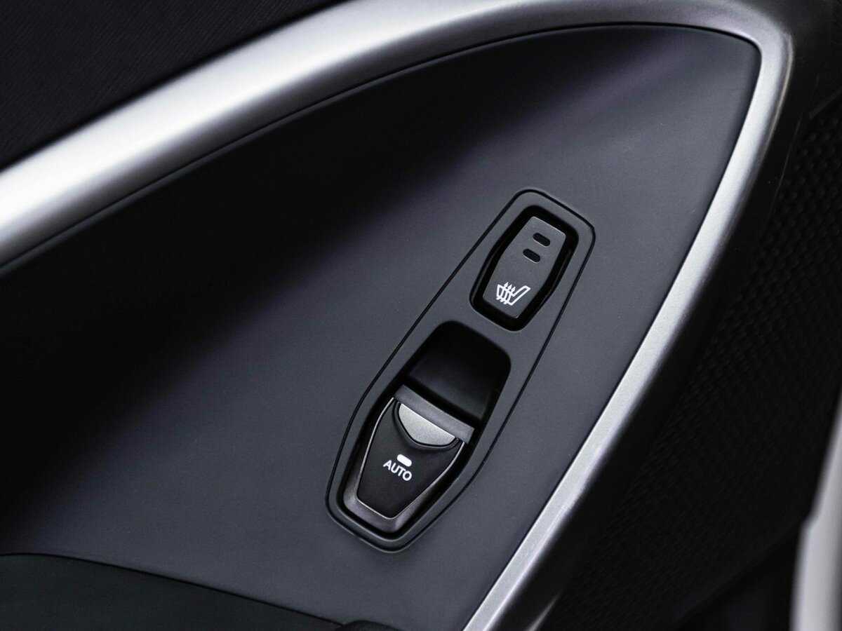 Hyundai Santa Fe 2018 года с пробегом. Фото: #19