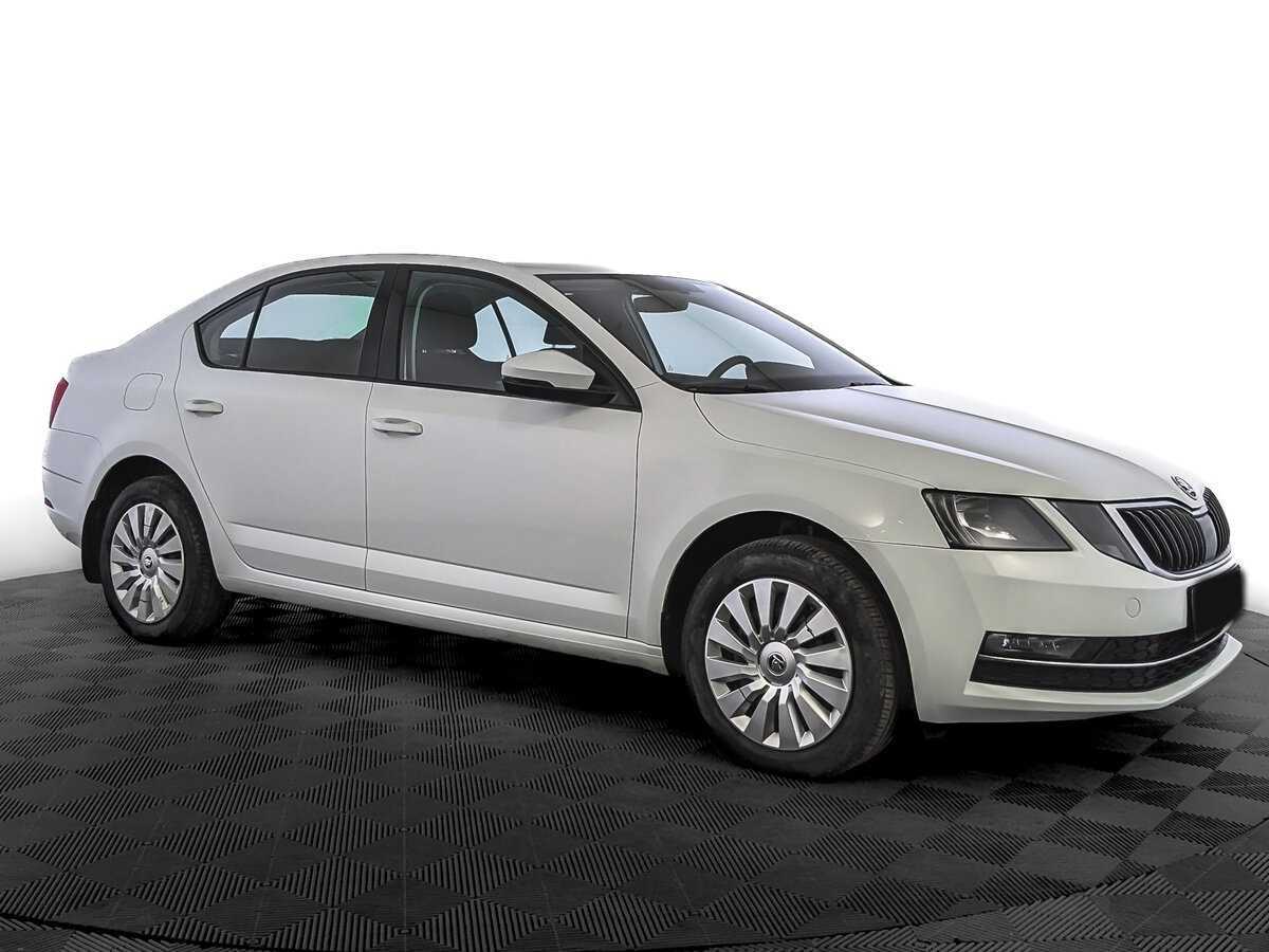 Skoda Octavia 2019 года с пробегом. Фото: #2