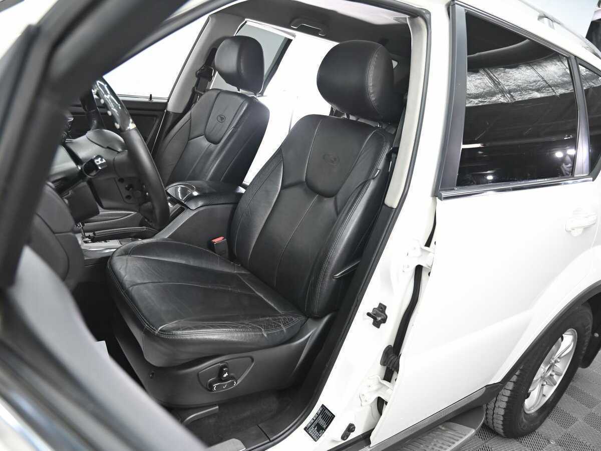 SsangYong Rexton 2013 года с пробегом. Фото: #7