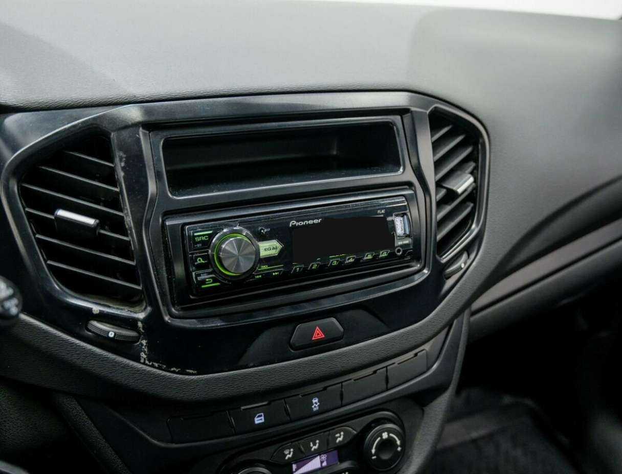 Lada (ВАЗ) Vesta 2020 года с пробегом. Фото: #16