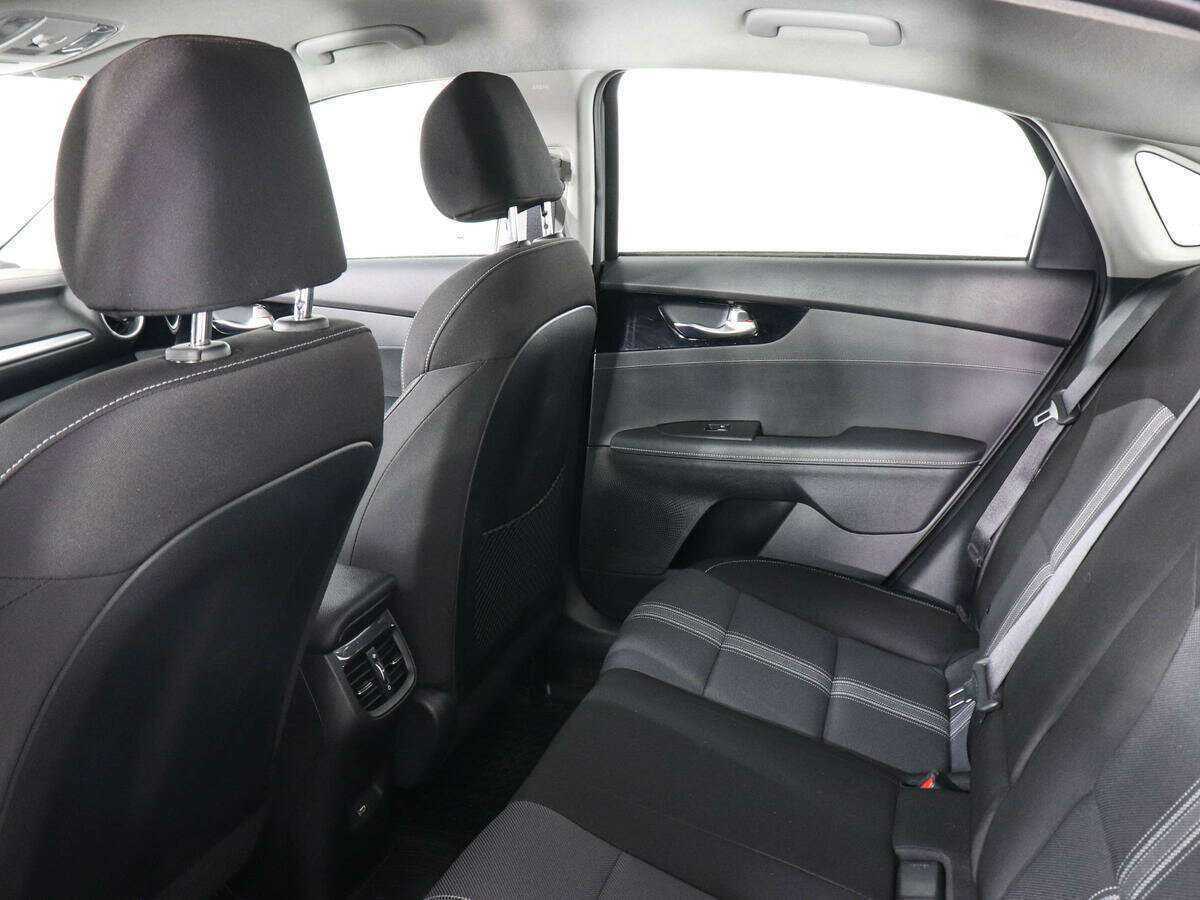 Kia Cerato 2021 года с пробегом. Фото: #10