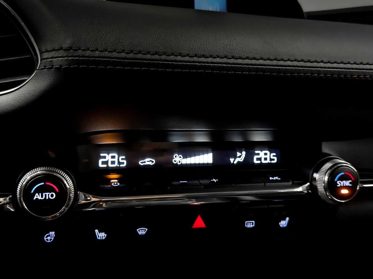 Mazda 3 2019 года с пробегом. Фото: #15