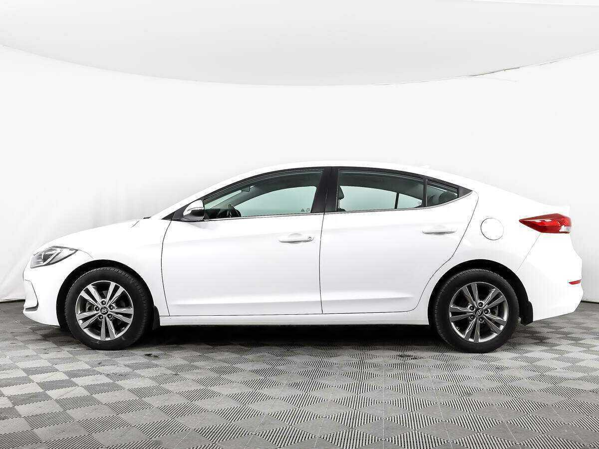 Hyundai Elantra 2017 года с пробегом. Фото: #7