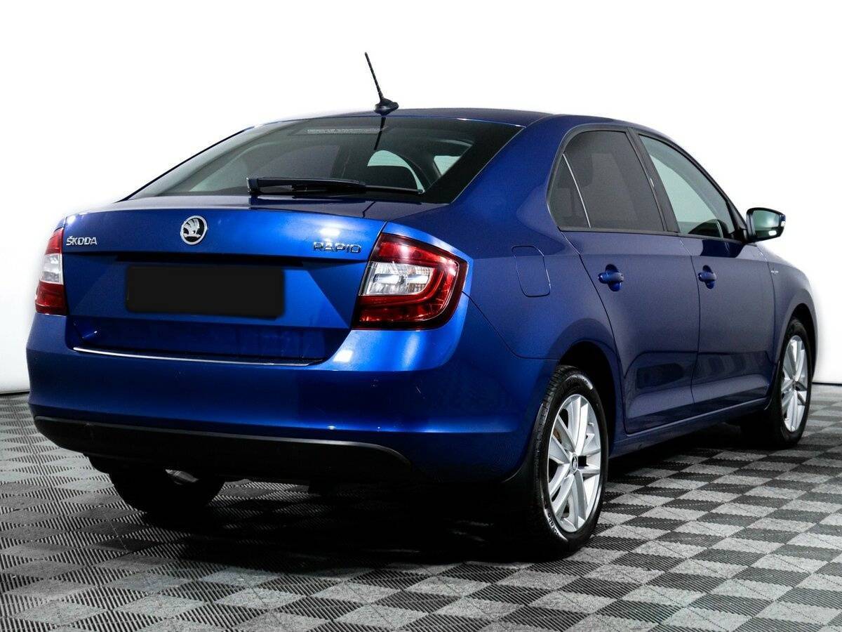 Skoda Rapid 2018 года с пробегом. Фото: #4