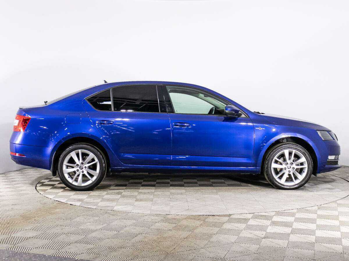 Skoda Octavia 2019 года с пробегом. Фото: #3
