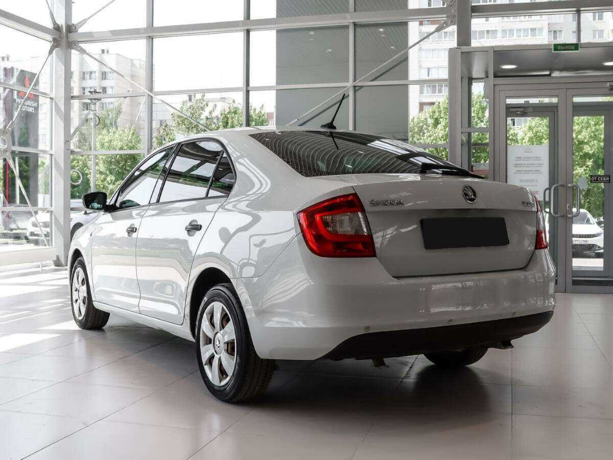Skoda Rapid 2016 года с пробегом. Фото: #3