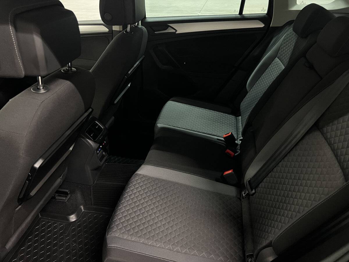 Volkswagen Tiguan 2017 года с пробегом. Фото: #11
