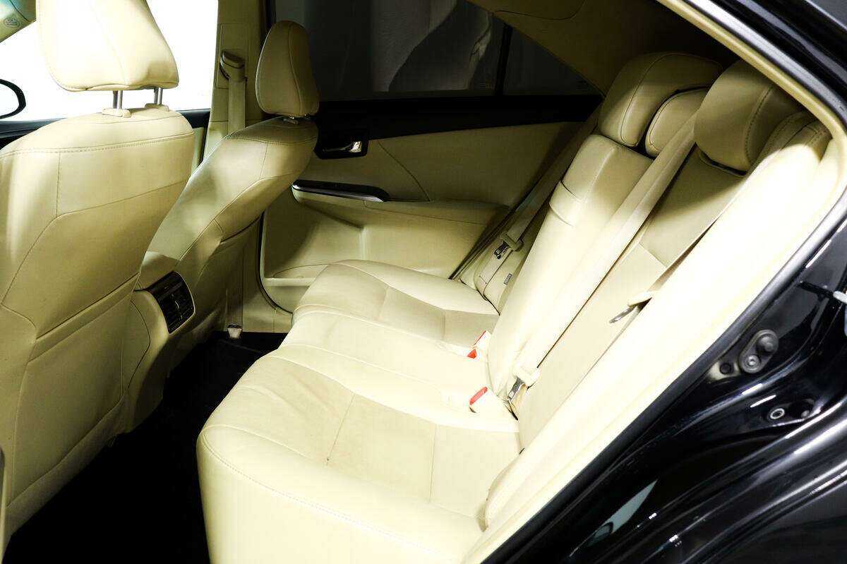 Toyota Camry 2017 года с пробегом. Фото: #11