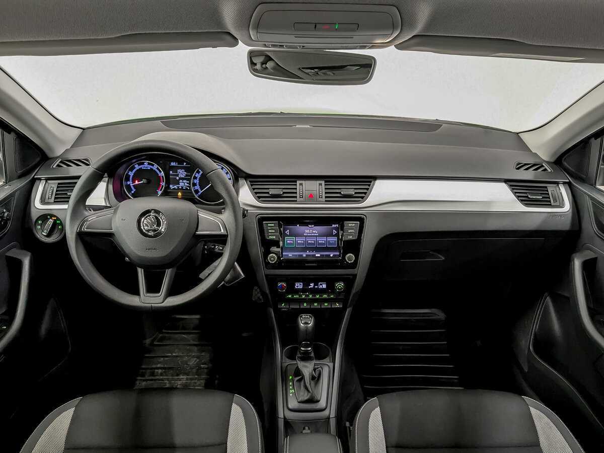 Skoda Rapid 2018 года с пробегом. Фото: #13