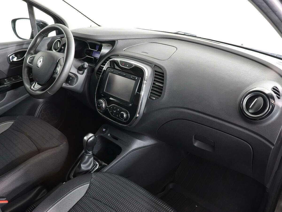 Renault Kaptur 2017 года с пробегом. Фото: #8