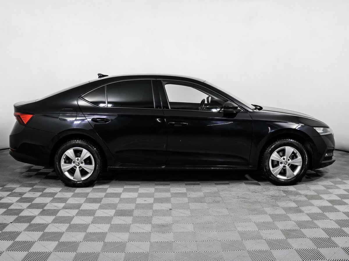 Skoda Octavia 2020 года с пробегом. Фото: #3