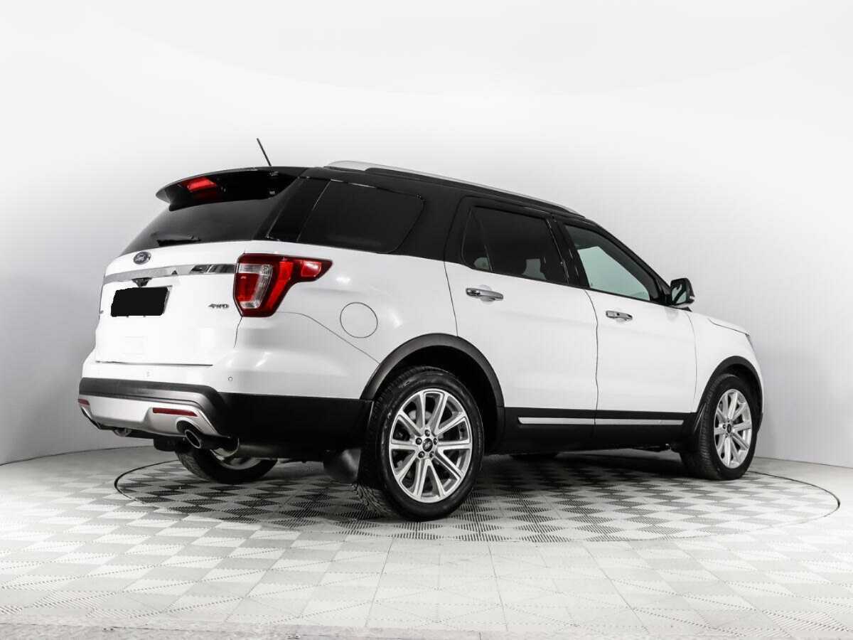 Ford Explorer 2017 года с пробегом. Фото: #4
