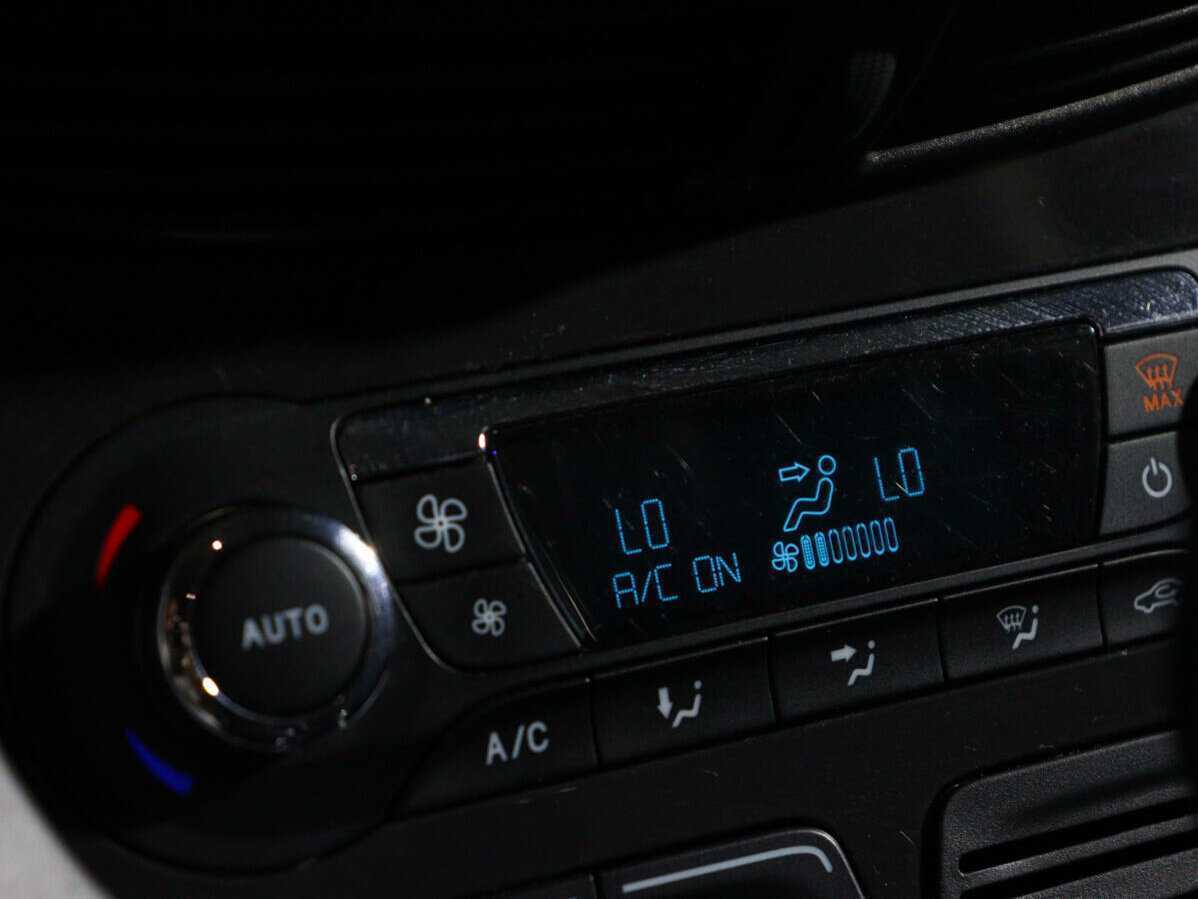 Ford Kuga 2013 года с пробегом. Фото: #15