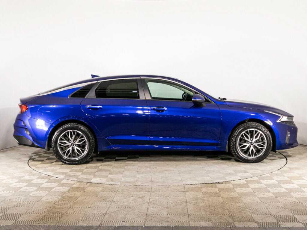 Kia K5 2021 года с пробегом. Фото: #3