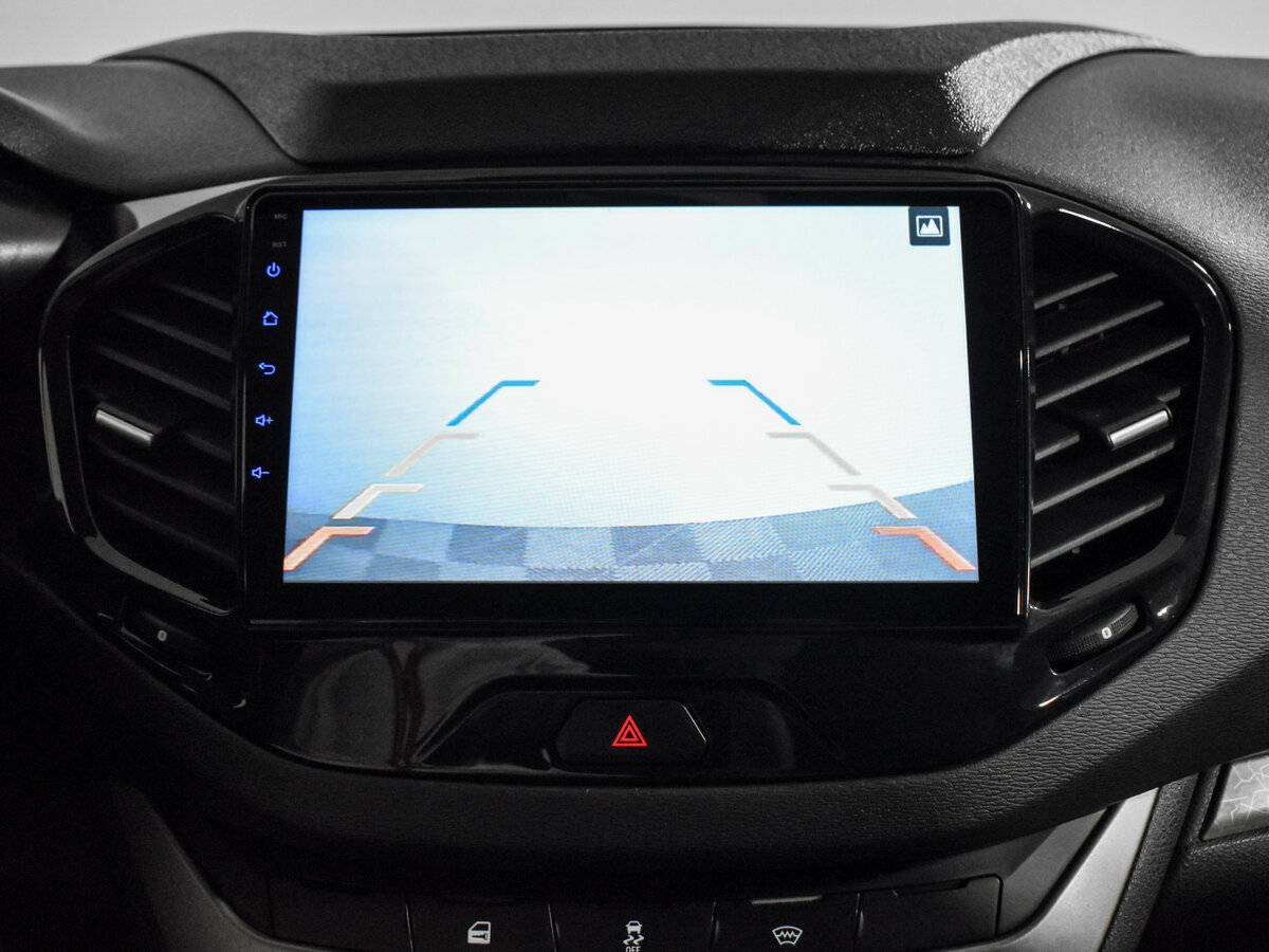 Lada (ВАЗ) Vesta 2018 года с пробегом. Фото: #16