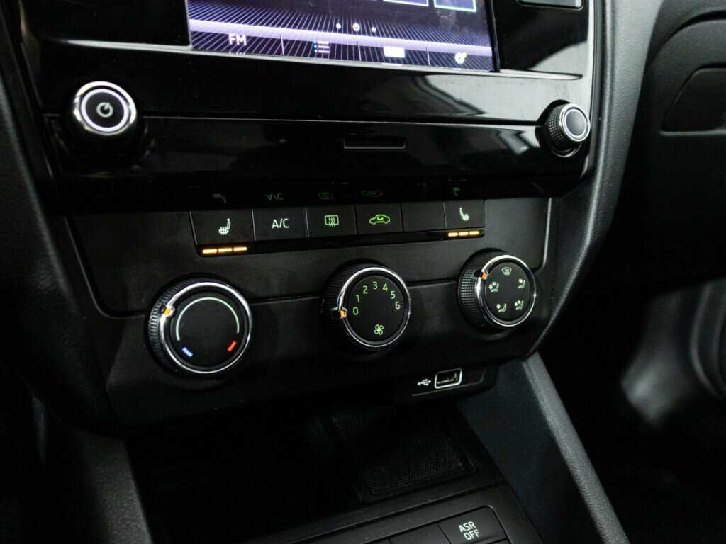 Skoda Octavia 2018 года с пробегом. Фото: #15