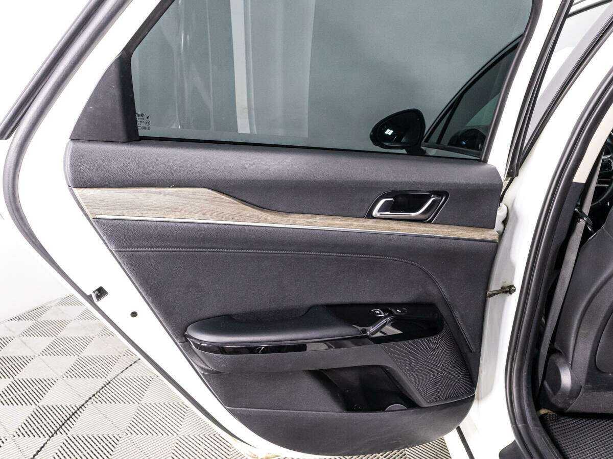 Kia K5 2020 года с пробегом. Фото: #24