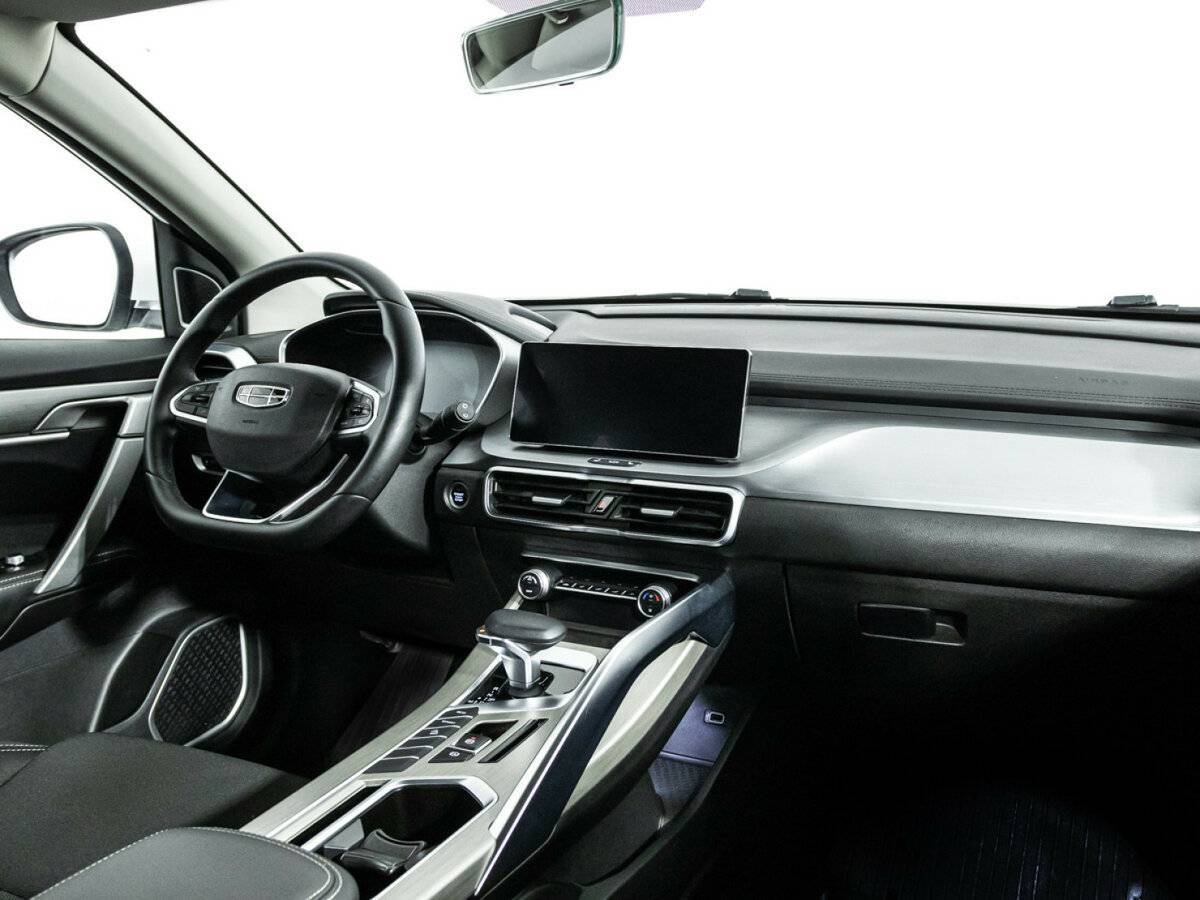 Geely Coolray 2022 года с пробегом. Фото: #8