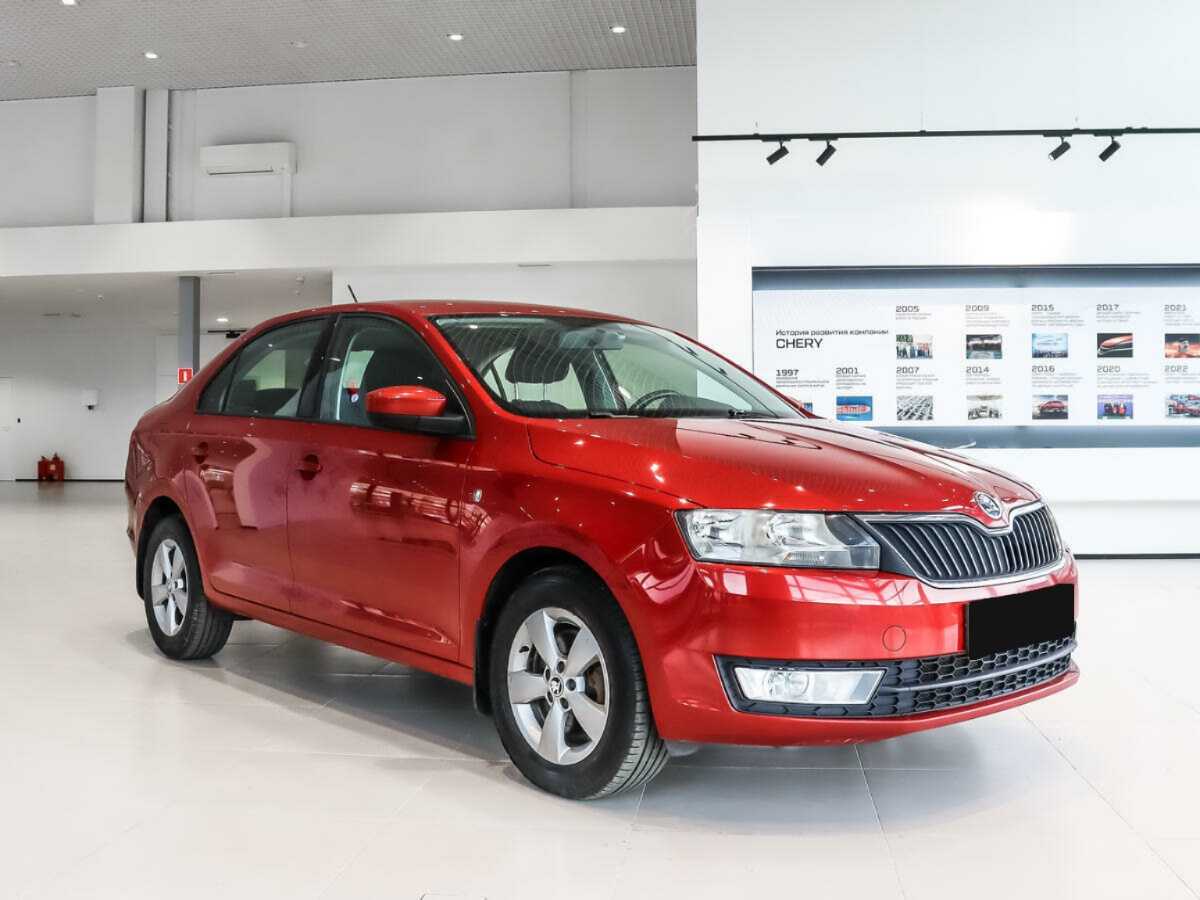 Skoda Rapid 2014 года с пробегом. Фото: #2