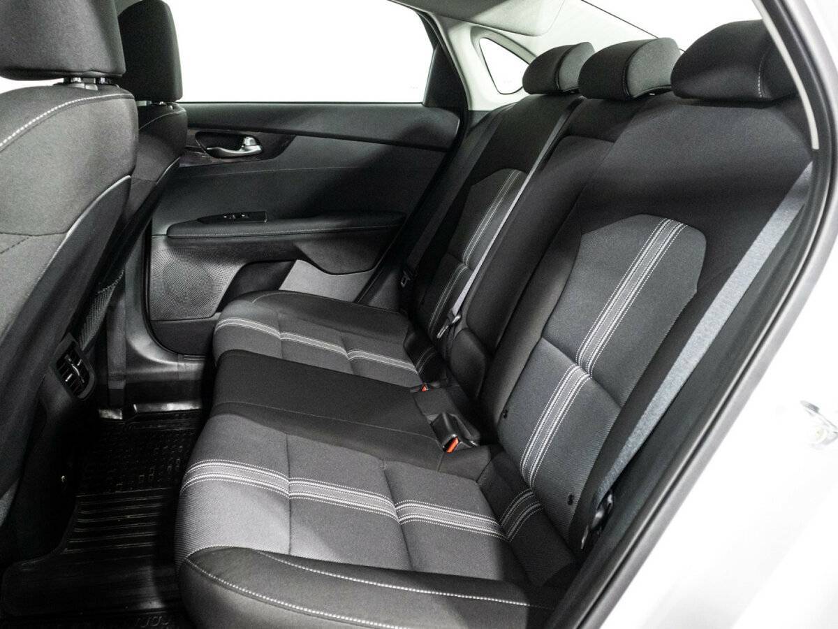 Kia Cerato 2021 года с пробегом. Фото: #10
