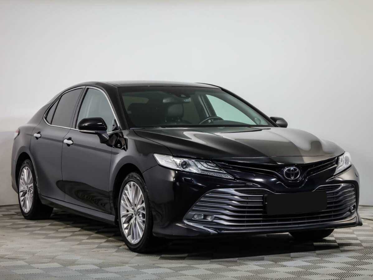 Toyota Camry 2020 года с пробегом. Фото: #1