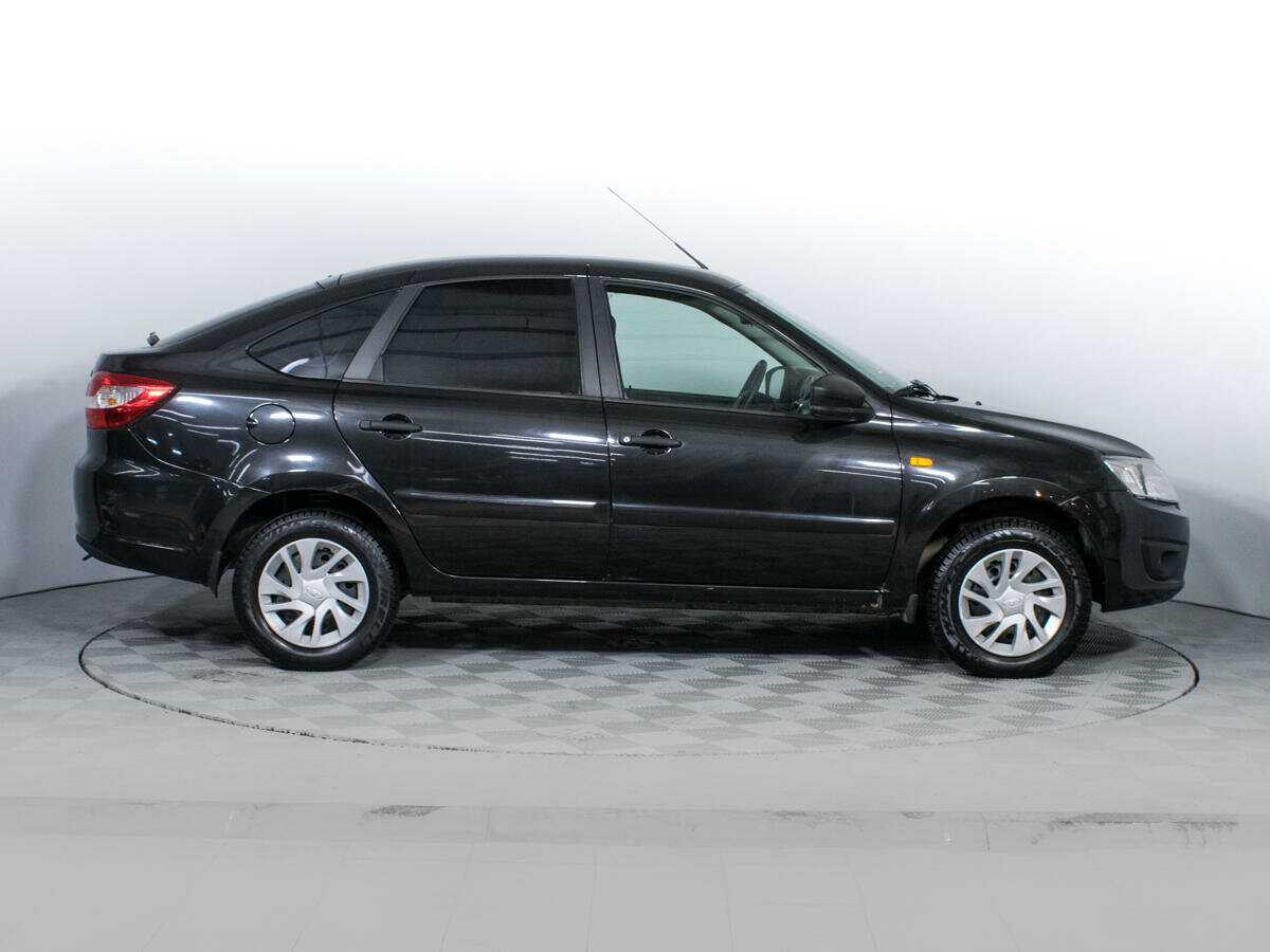 Lada (ВАЗ) Granta 2015 года с пробегом. Фото: #3