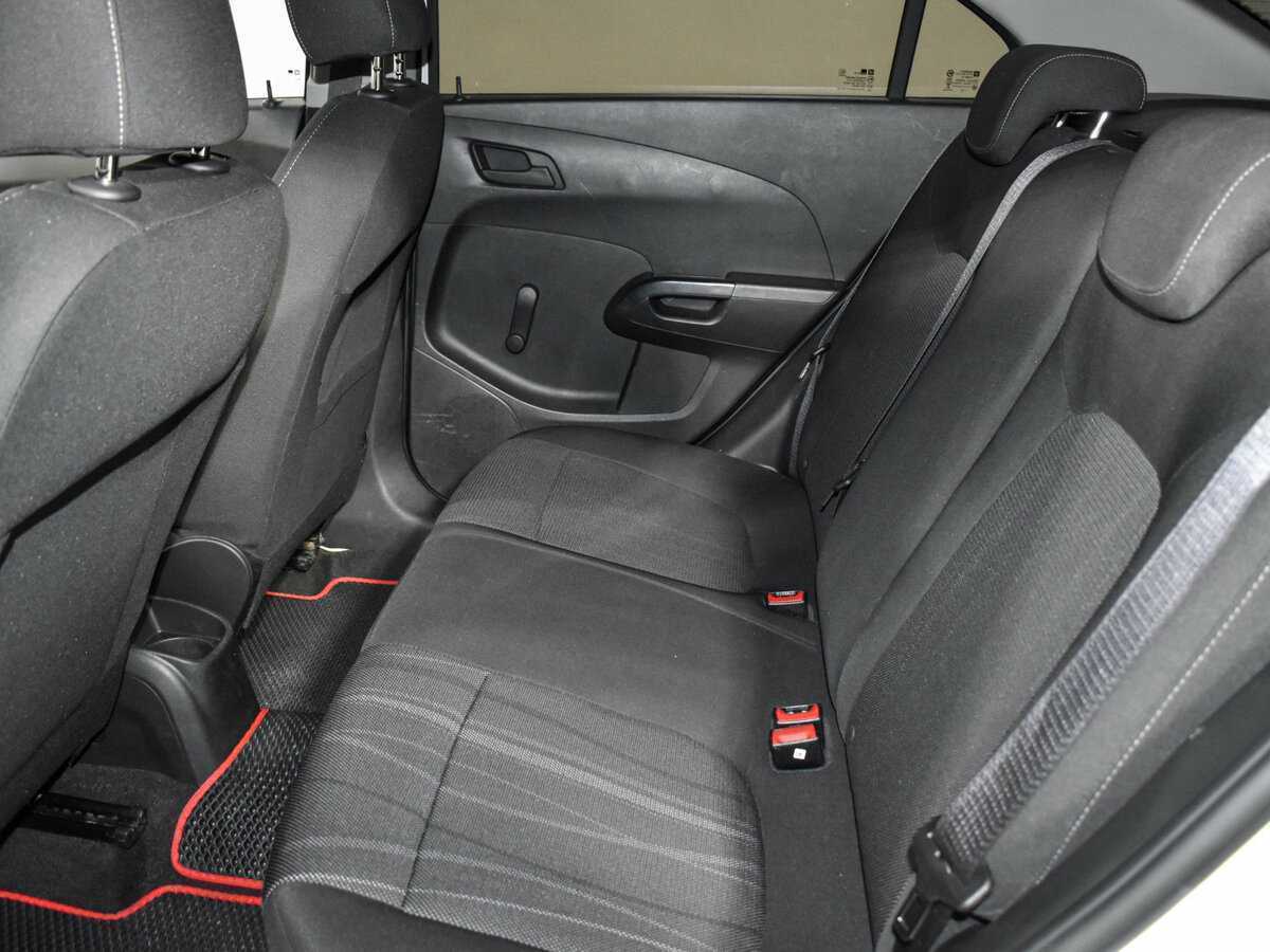 Chevrolet Aveo 2014 года с пробегом. Фото: #8