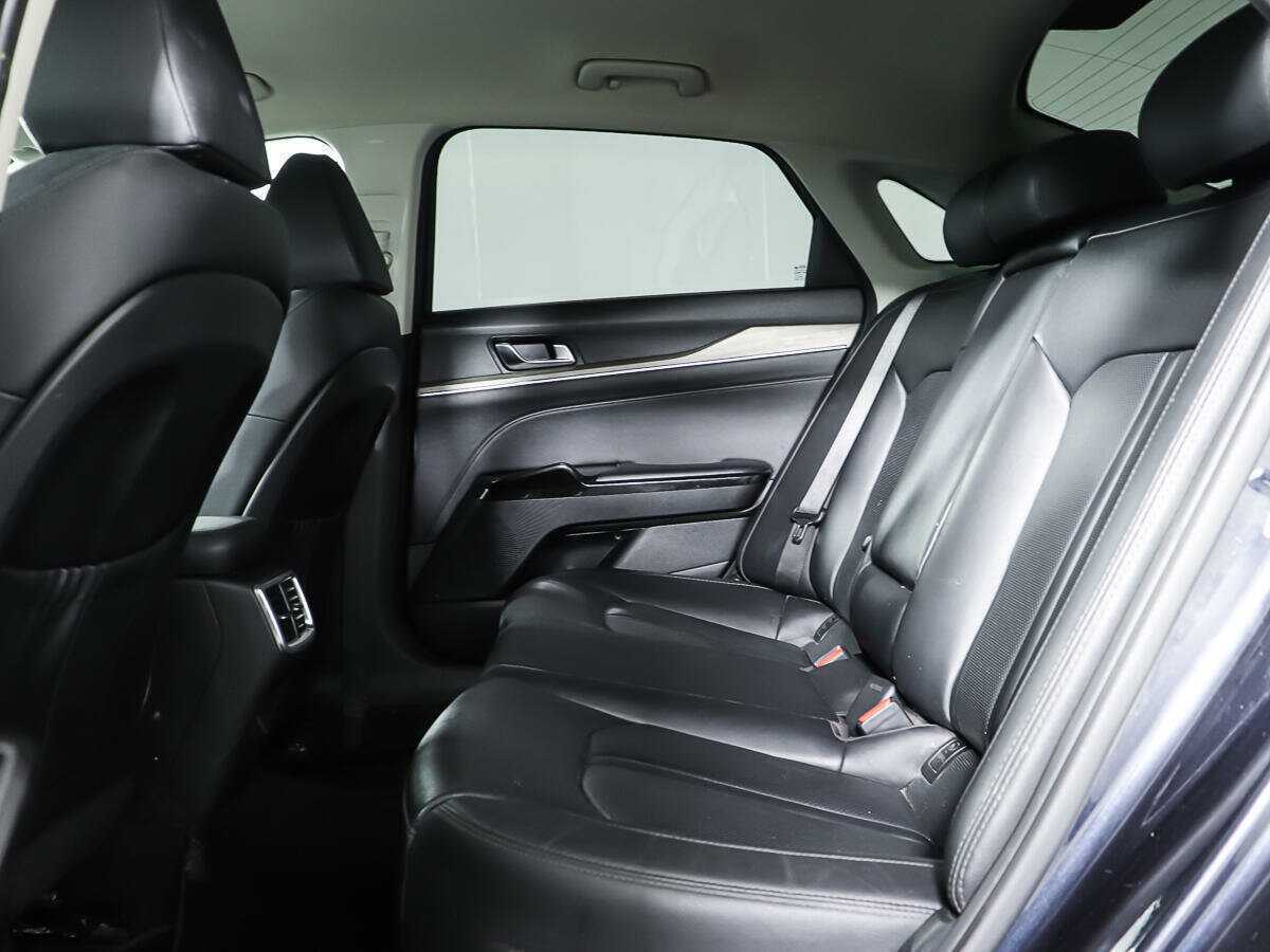 Kia K5 2020 года с пробегом. Фото: #9