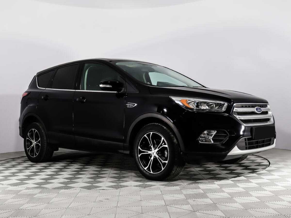 Ford Kuga 2017 года с пробегом. Фото: #2