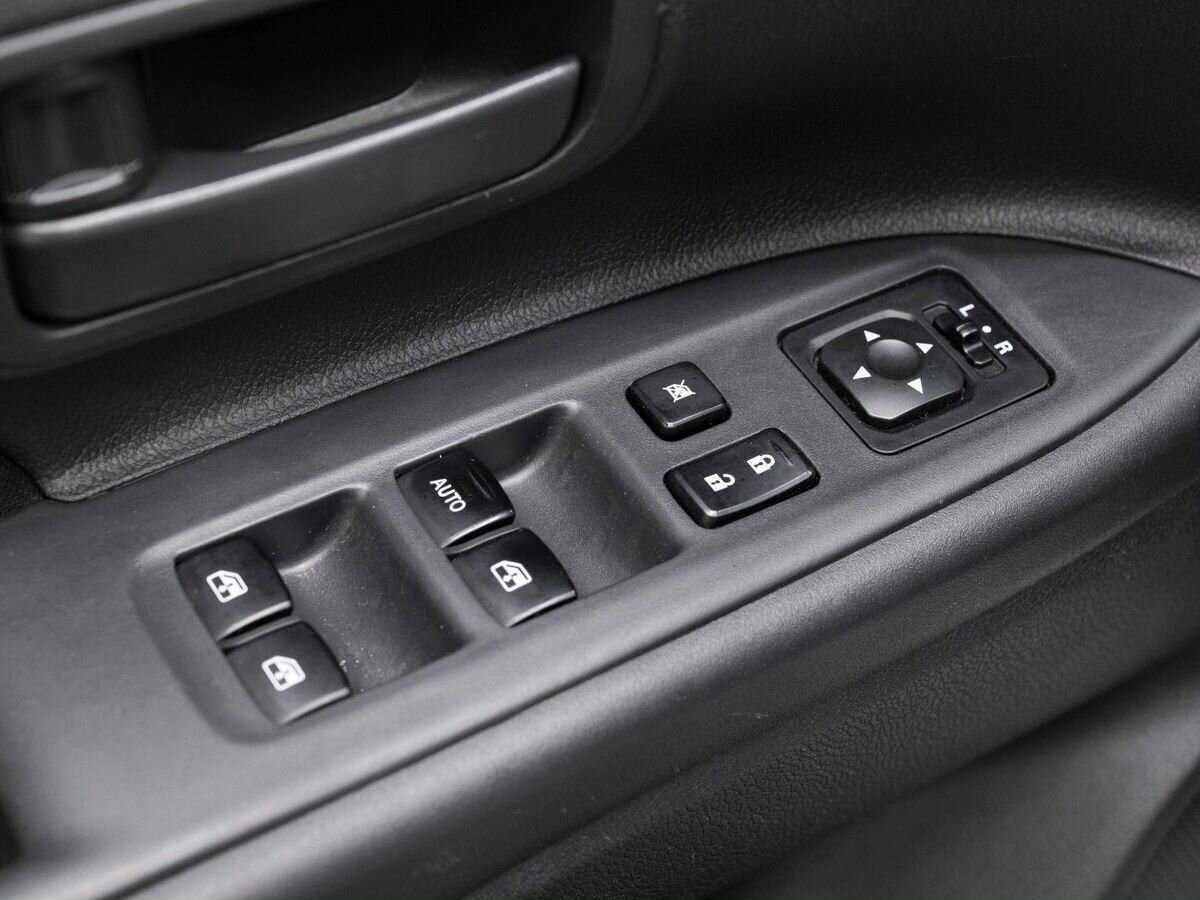 Mitsubishi Outlander 2018 года с пробегом. Фото: #17