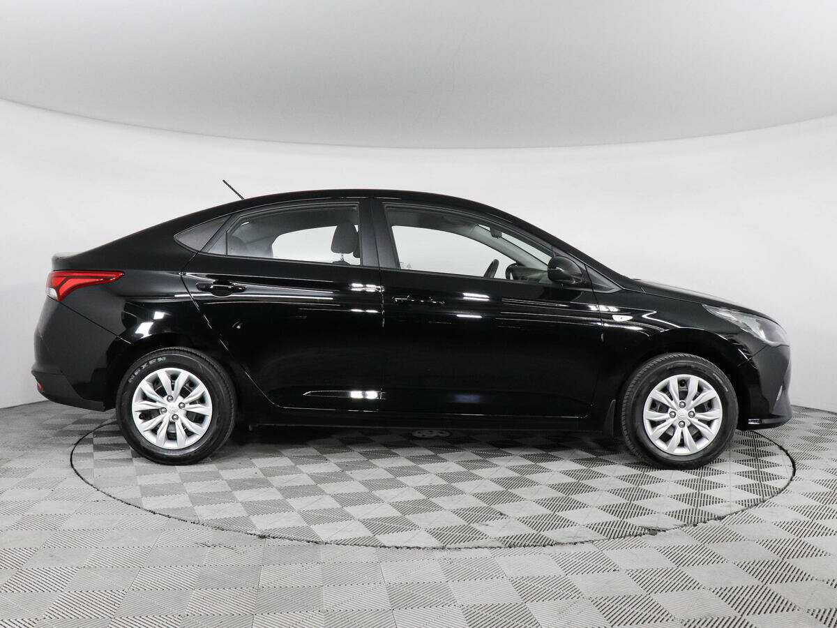 Hyundai Solaris 2021 года с пробегом. Фото: #3