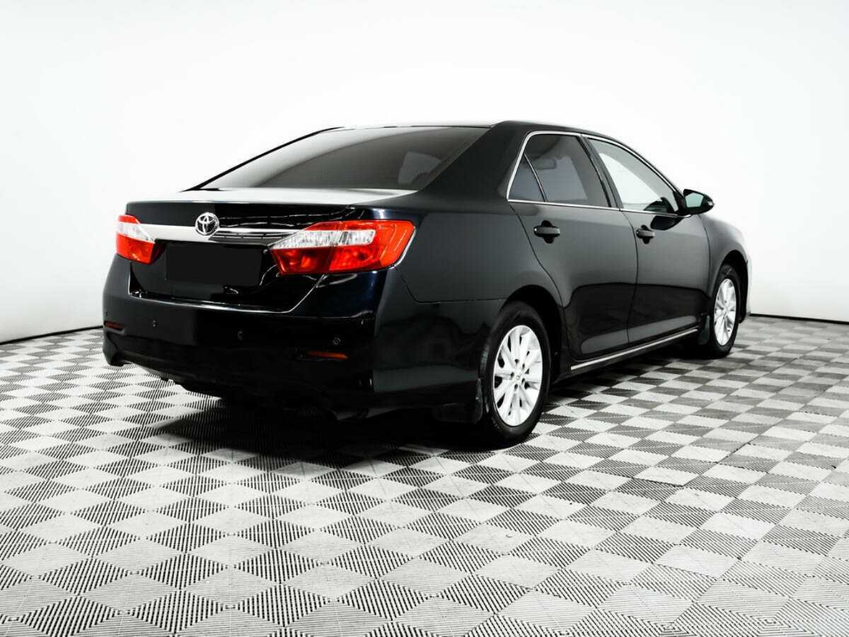 Toyota Camry 2013 года с пробегом. Фото: #4