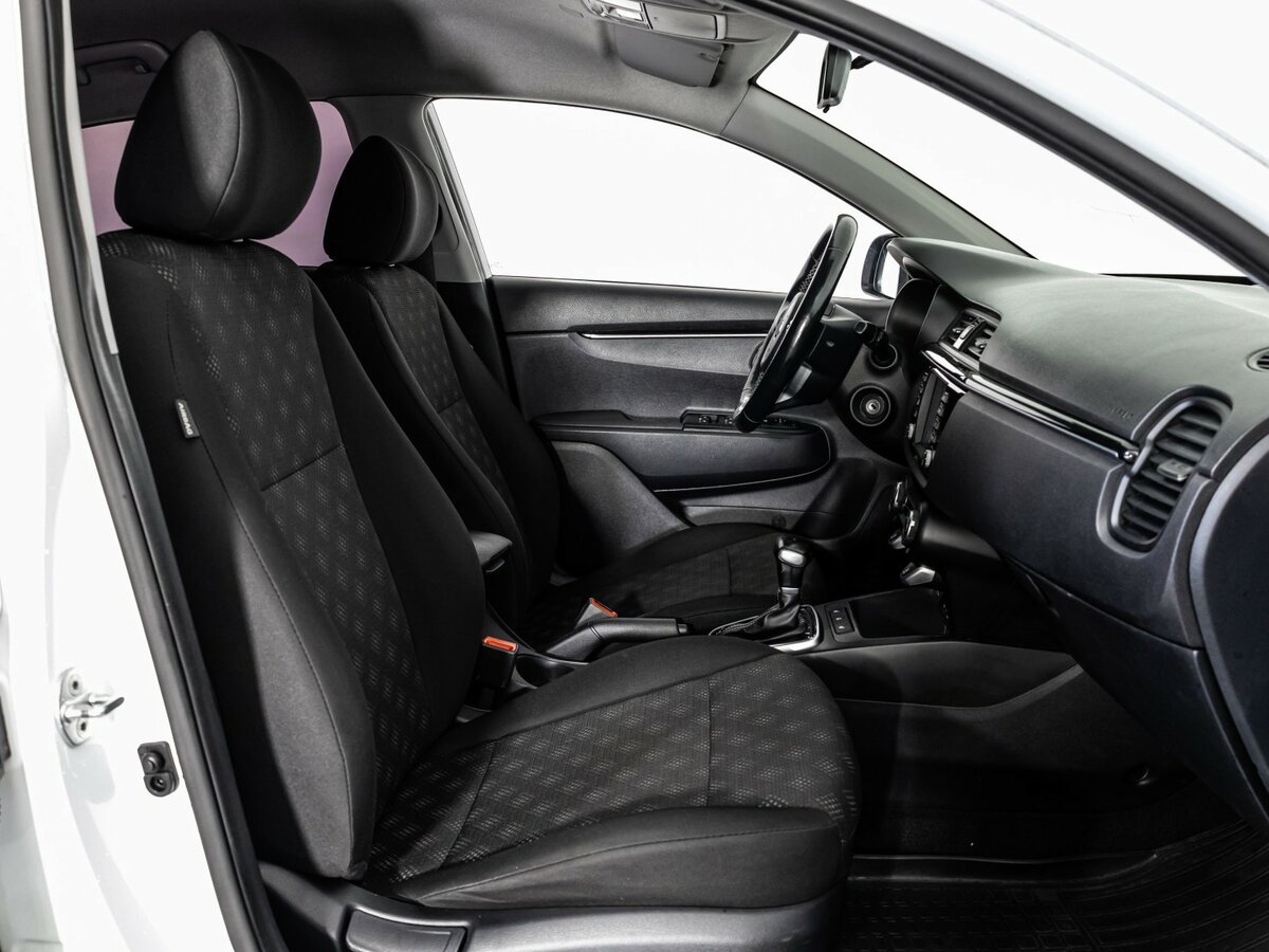 Kia Rio 2019 года с пробегом. Фото: #13