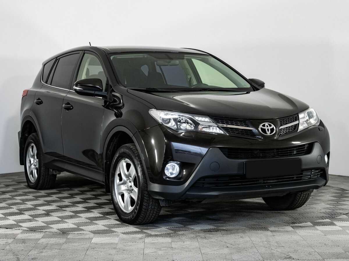 Toyota RAV4 2015 года с пробегом. Фото: #2