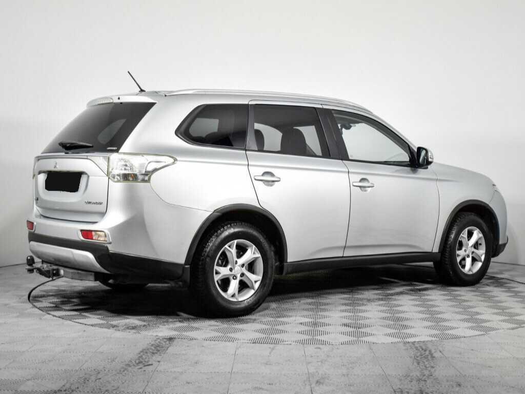 Mitsubishi Outlander 2014 года с пробегом. Фото: #4