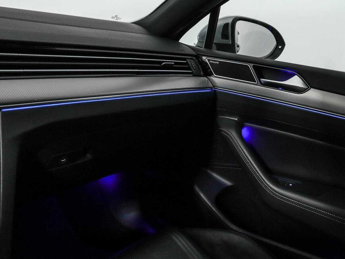 Volkswagen Passat 2019 года с пробегом. Фото: #17