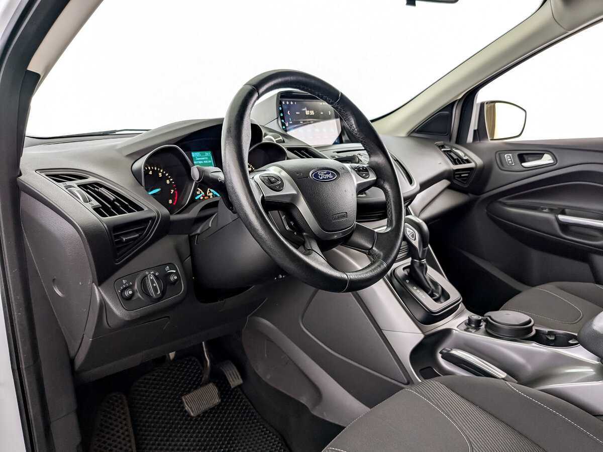 Ford Kuga 2016 года с пробегом. Фото: #13