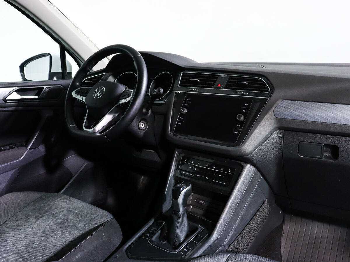 Volkswagen Tiguan 2020 года с пробегом. Фото: #8