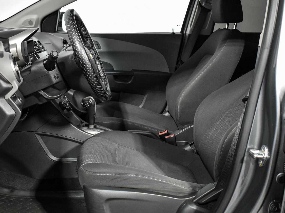 Chevrolet Aveo 2014 года с пробегом. Фото: #10