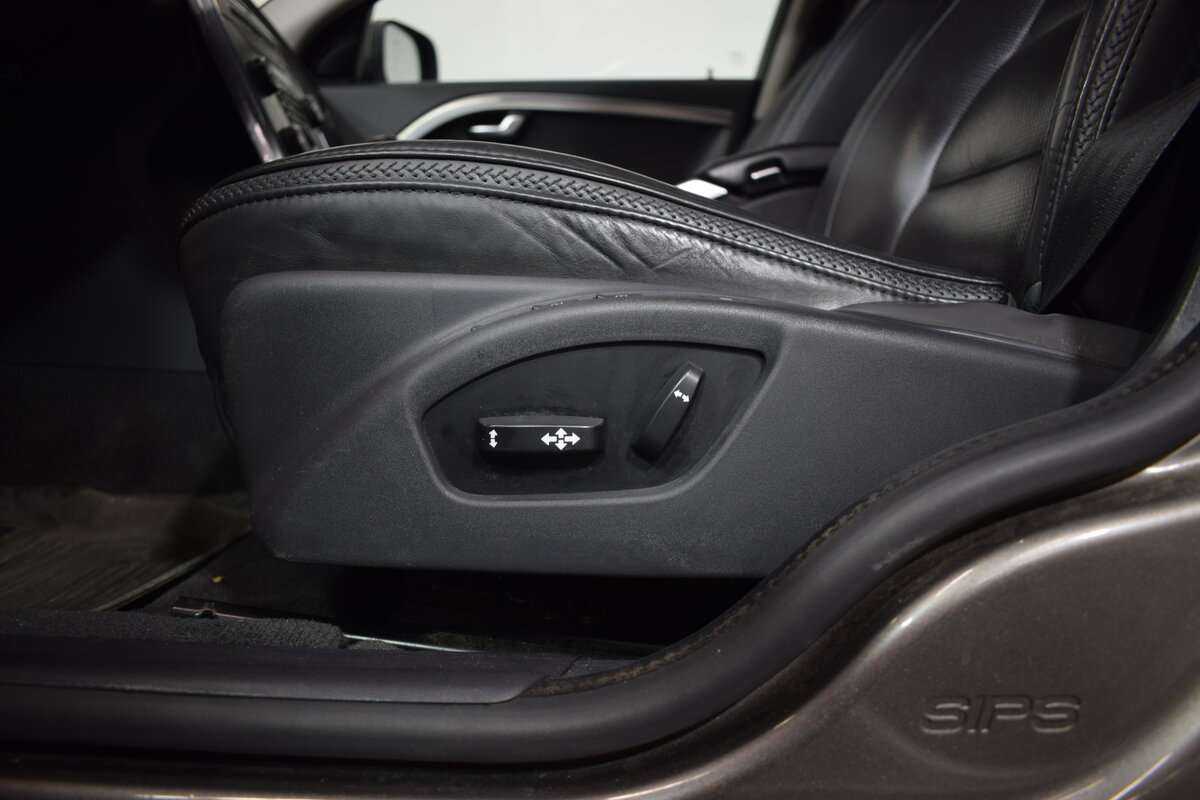 Volvo XC70 2012 года с пробегом. Фото: #14