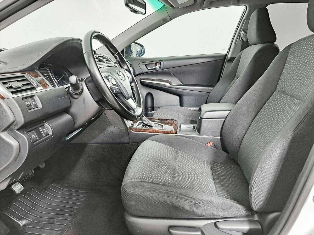 Toyota Camry 2015 года с пробегом. Фото: #10