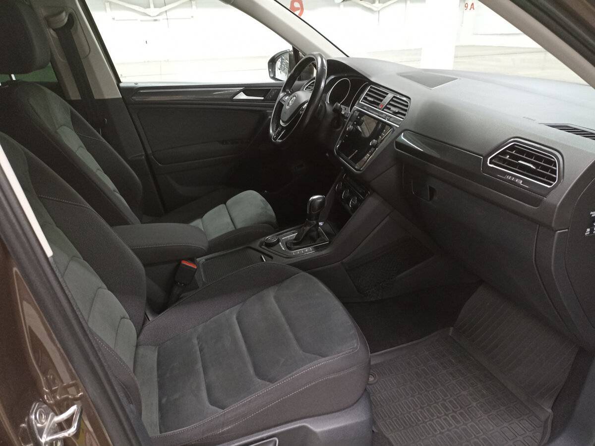 Volkswagen Tiguan 2020 года с пробегом. Фото: #10