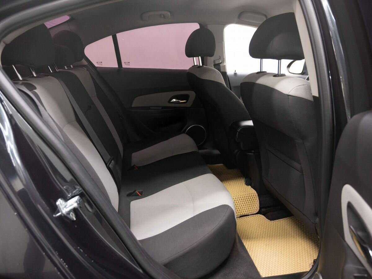 Chevrolet Cruze 2012 года с пробегом. Фото: #9