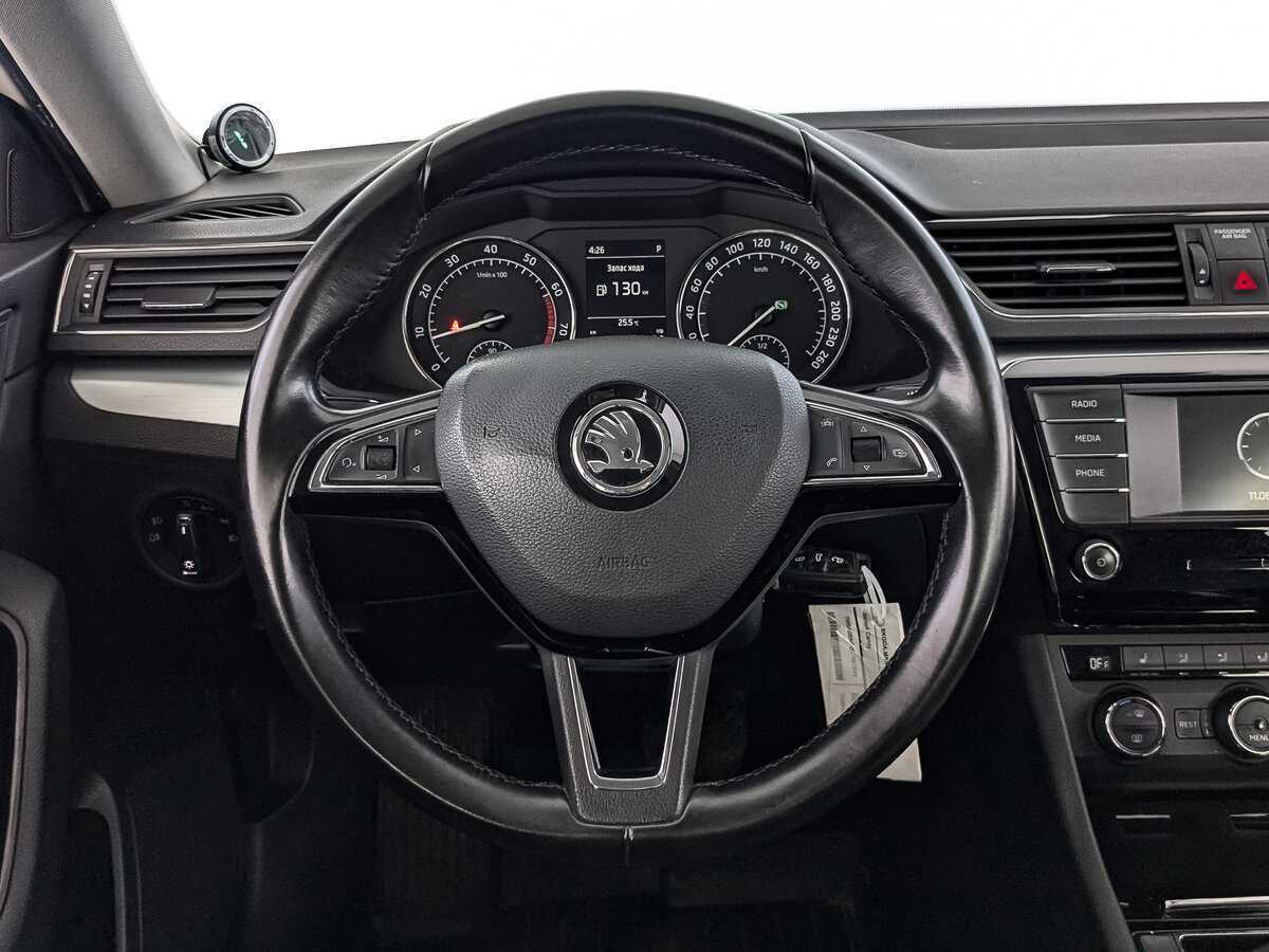 Skoda Superb 2017 года с пробегом. Фото: #16